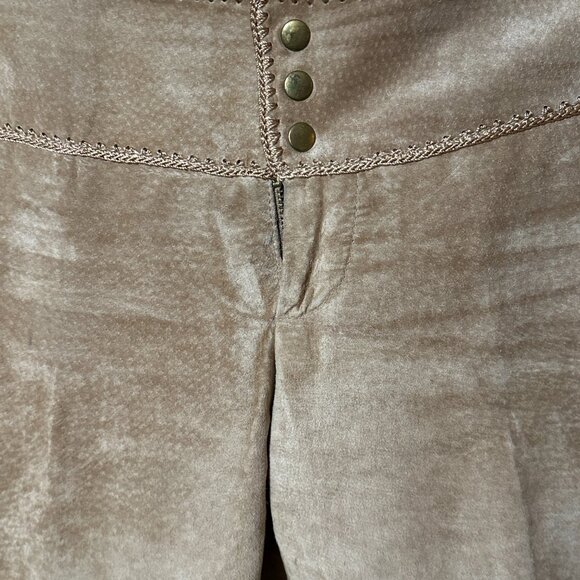 Cache Suede Pants with Hand Crochet Peekaboo Insert at Bottom Camel Tan Sz 2 - Picture 8 of 14
